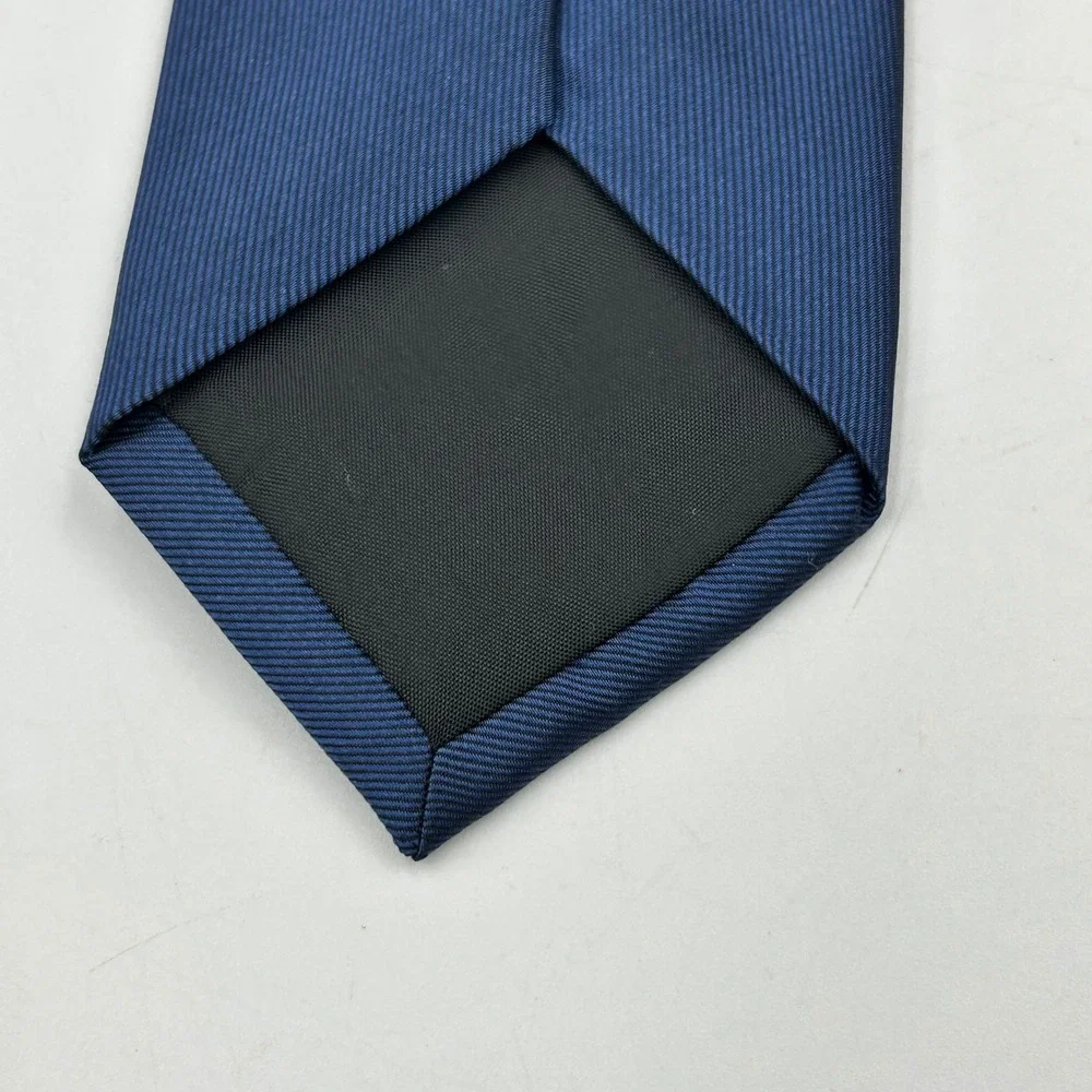 Calvin Klein Necktie Navy Blue Men's Ribbed Textured Solid EUC 2.5 Inches Wide